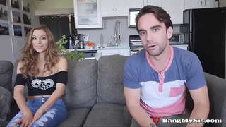 Salach Slut Teen Moka Mora Bíonn Ar Dhá Coiligh Ag An Am Céanna