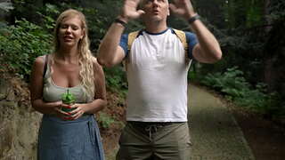 Pov ወሲብ ውስጥ Cabin ውስጥ ተራራ