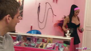 Големи Цицки и Убав Газ Латина Тинејџерски измамени да Груба Ебам на Работа