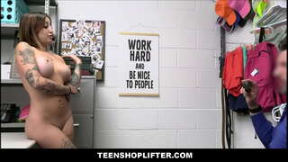 TeenShoplifter.com - Amba Bokong Teen Pole Penari Kejiret Shoplifting Dompet