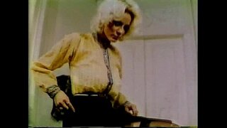 ���ቀዳሚ ግምገማዎች ላይ titfucks Seka