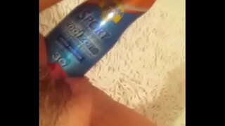 Toying አሁን suncream ጠርሙስ