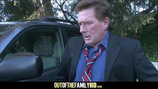 Iuvenes Flava Familia Sapor Per Stepdad &amp;amp; Puer