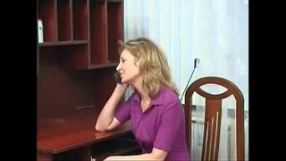 2 synowie dymają swoich Mama&amp;#039;s w cipkę i tyłek