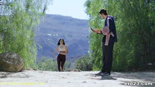 Hideung Haired Olahraga Babe Ngabogaan Kelamin Jeung Palatih