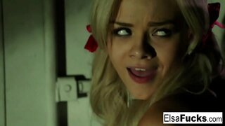 Rossa babe es banged