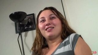 Aleksandra kocha się pieprzyć z hiszpańskimi mężczyznami