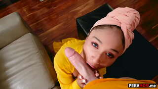 Mi stranhero maestra, Sali Lesa deepthroats mi bola despues di tende mi ta di telefon