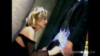 Orgies, gedé ngagantung cocks, interracial kahayang... éndah hideung babe, Bettina &amp;amp; panas pirang, Jessica Bisa meunangkeun maranéhanana pink pussies &amp;amp; haneut mouths cock boneka! Full Sintreuk &amp;amp; 1000s Leuwih di PrivateBlack.com!