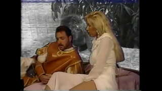 Aquesta rossa puta Victoria París sap plaer de la seva parella