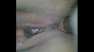 ���ายหญิงชอบอยู่ในก้นของภรรยาของเขา